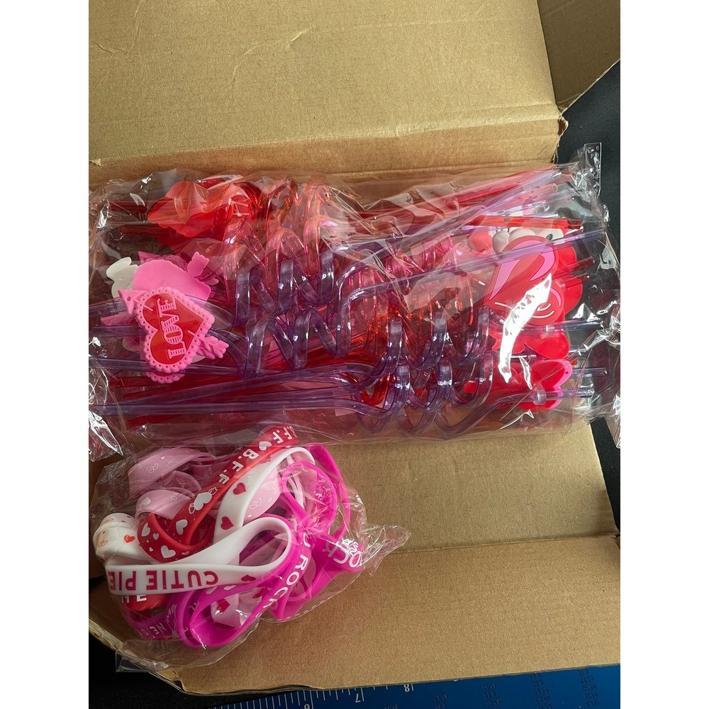 Valentines‎ Day Classroom Exchange Prize Straws Wristbands HEL1380